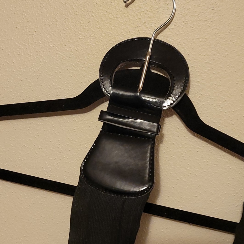 Belt - Picture 2 of 3